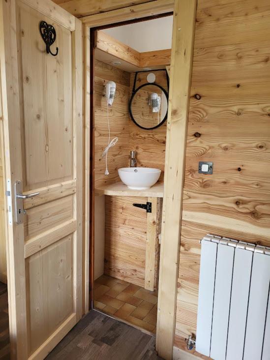 Auberge La Coulette Vars  Eksteriør bilde